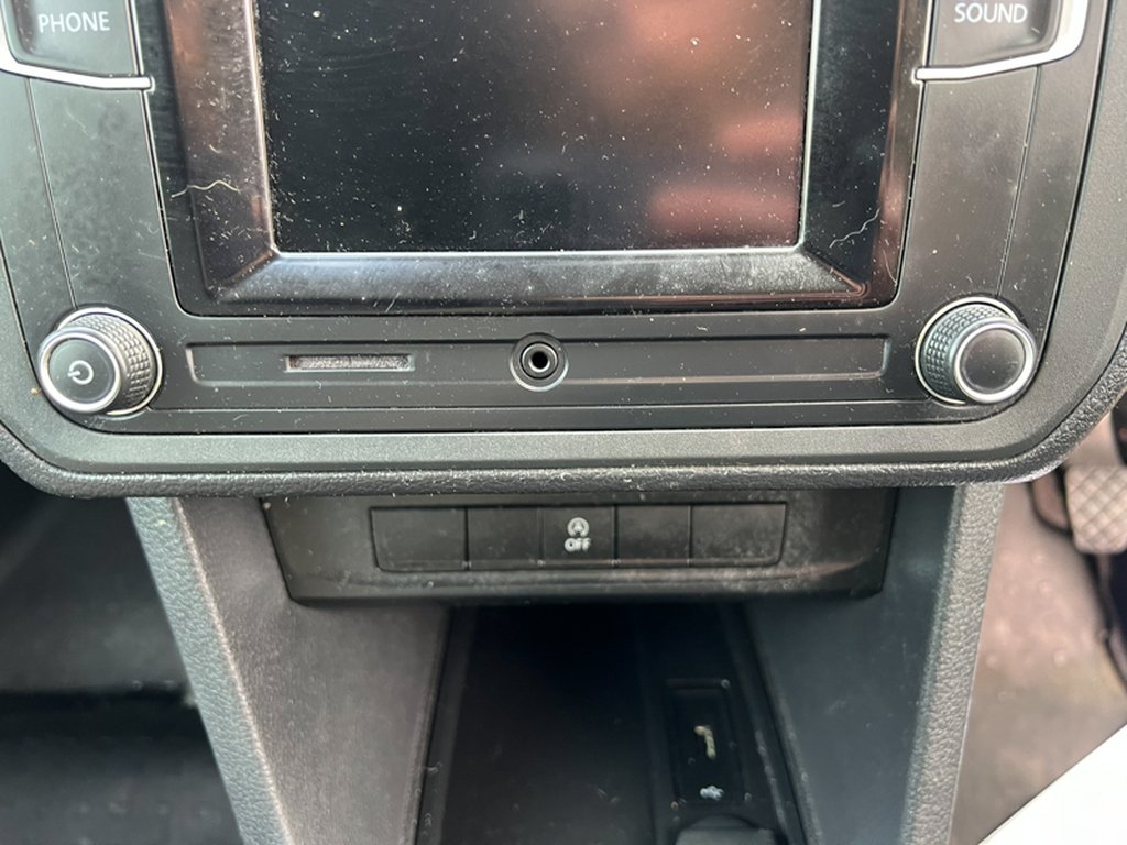 2018 Volkswagen CaddySWB L1H1 C20 Tdi Trendline AIR CON EURO 6 NO VAT — thumbnail 42 of 51