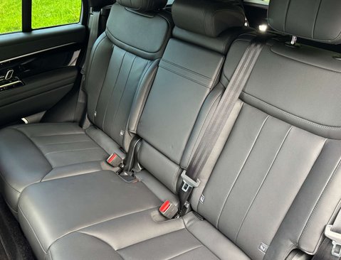 Land Rover Range Rover 3.0 Range Rover SE D MHEV Auto 4WD 5dr 26