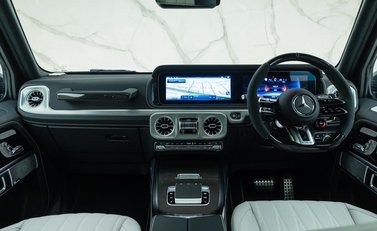 Mercedes-Benz G Class AMG G 63 MAGNO EDITION 22