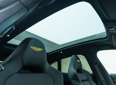 Aston Martin DBX 707 16