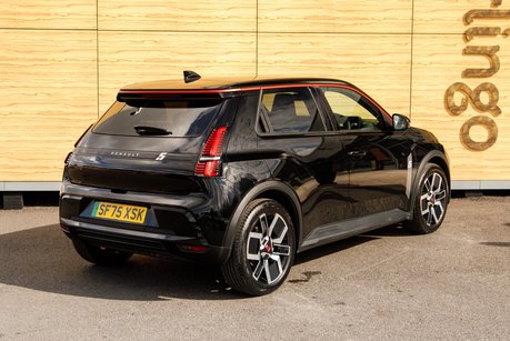 Renault 5 TECHNO E-TECH