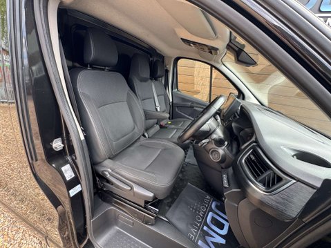 Renault Trafic 2.0 Trafic LL30 Sport+ Blue dCi 21