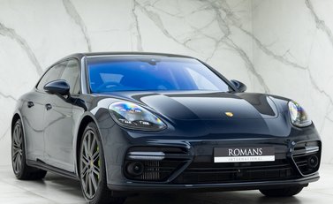 Porsche Panamera Turbo S E-Hybrid Sport Turismo 1