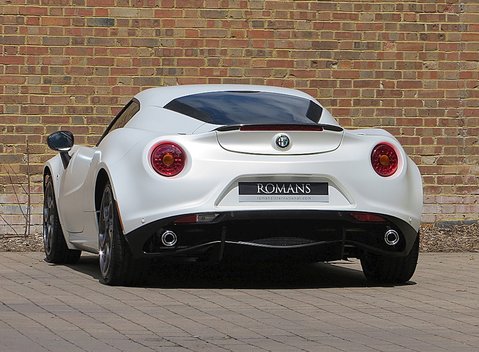 Alfa Romeo 4C Launch Edition 6