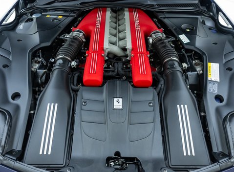 Ferrari F12 Berlinetta 38