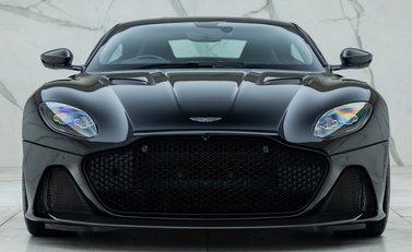 Aston Martin DBS Superleggera 4
