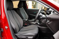 Peugeot 208 ALLURE 29