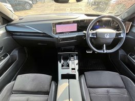 Vauxhall Astra 1.2 Astra Ultimate Turbo Auto 5dr 2