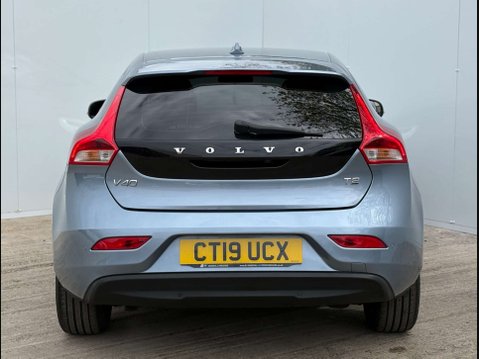 Volvo V40 2.0 V40 R-Design Edition T2 5dr 37