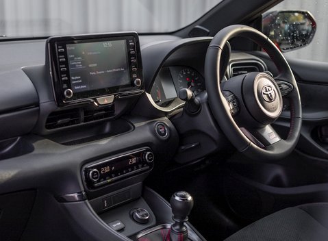 Toyota GR Yaris Circuit Pack 15