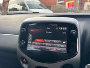 Toyota Aygo 1.0 VVT-I X-PLAY TSS 15