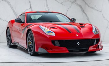 Ferrari F12 TDF 8