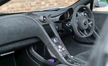 McLaren 675LT Spider 18