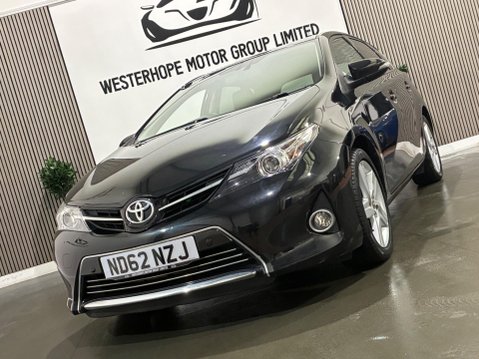 Toyota Auris 1.6 V-Matic Excel Euro 5 5dr 8