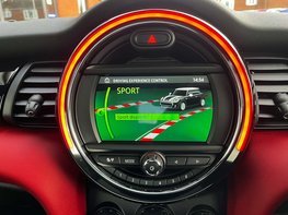 Mini Hatch 2.0 John Cooper Works Auto 3dr 26