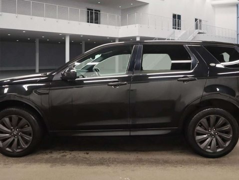 Land Rover Discovery Sport 2.0 Discovery Sport R-Dynamic SE D Auto 4WD 5dr 6