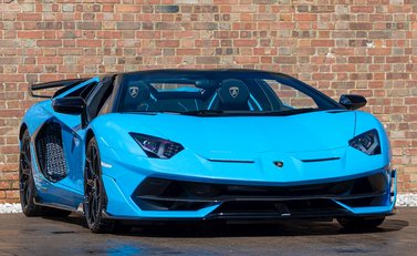 Lamborghini Aventador SVJ LP 770-4 Roadster 1