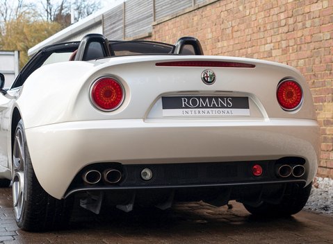 Alfa Romeo 8C Spider 26