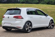 Volkswagen Golf GTI 4