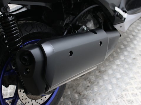 Yamaha Xmax X-MAX 300 (CZD 300-A) 22