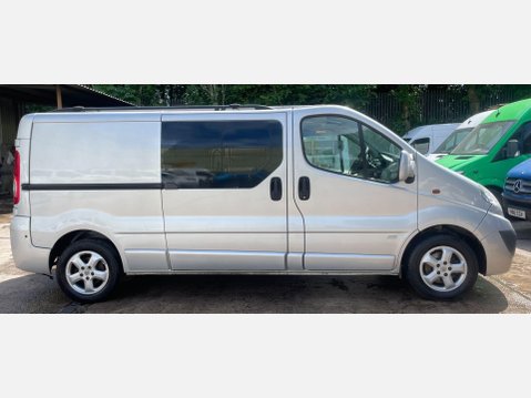 Vauxhall Vivaro 2.0 2900 CDTi Sportive Crew Van FWD L3 5dr 7