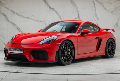 Porsche Cayman GT4 (718)