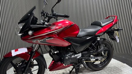 Honda CBF125 CBF125 2013 ONLY 16K 1 FORMER OWNER MOT WARRANTY 125CC 22