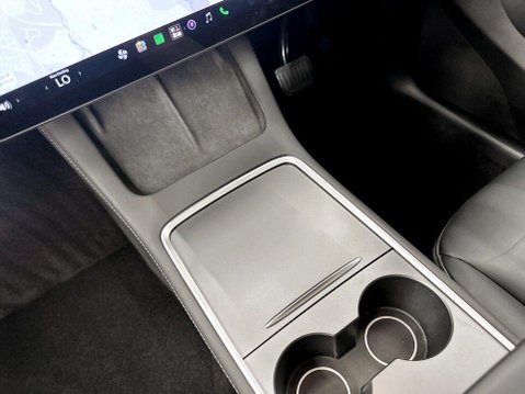 Tesla Model Y (Dual Motor) Long Range SUV 5dr Electric Auto 4WDE (384 bhp) 17
