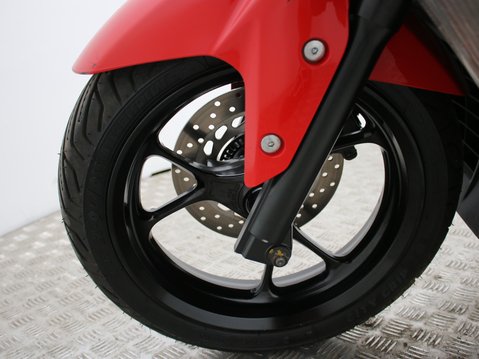 Yamaha Nmax 125 GPD125-A ABS 24