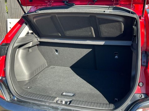 Hyundai KONA GDI PREMIUM 27
