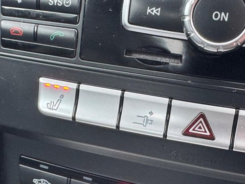 Mercedes-Benz E Class 2.1 E250 CDI AMG Sport G-Tronic+ Euro 5 (s/s) 2dr 30