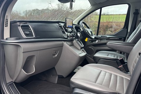 Ford Tourneo Custom 320 L1 Titanium X 185 ps 8 Seater 15