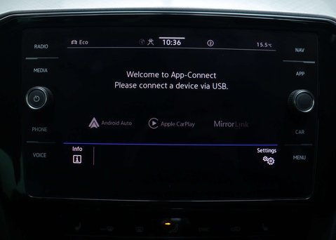 Volkswagen Passat 1.4 TSI 13kWh GTE Estate 5dr Petrol Plug-in Hybrid DSG Euro 6 (s/s) (218 ps 22
