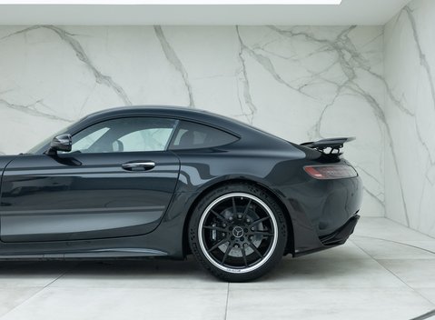 Mercedes-Benz AMG GT R PRO 50