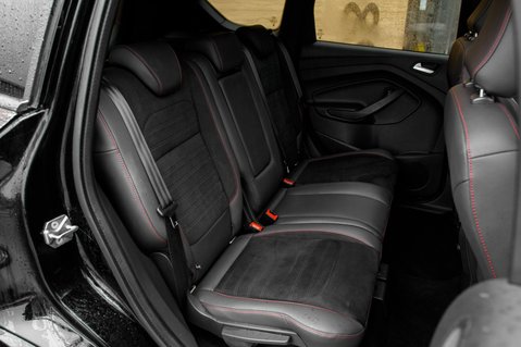 Ford Kuga ST-LINE EDITION 35