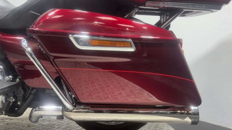 Harley-Davidson Touring 1745 FLHTK ELECTRA GLIDE ULTRA LIMITED 2018 28K MOT CRUISER 23