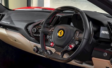 Ferrari 488 GTB 7
