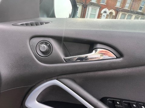 Vauxhall Zafira 1.4i Turbo SRi Euro 6 5dr 33