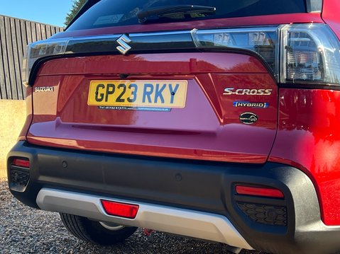 Suzuki S-Cross MOTION 18