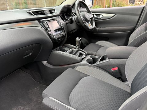 Nissan Qashqai N-CONNECTA DIG-T 37