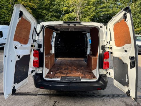 Vauxhall Vivaro 1.5 Turbo D 2900 Sportive Panel Van 6dr Diesel Manual L2 H1 Euro 6 (s/s) (1 16