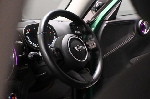 Mini Countryman 1.5 Countryman Cooper Classic Auto 5dr 4