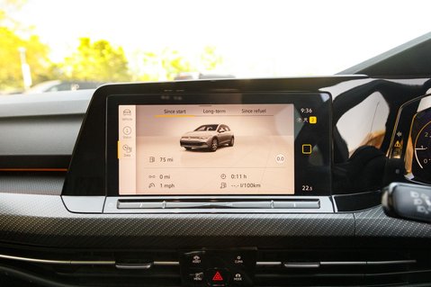 Volkswagen Golf R-LINE TSI 28