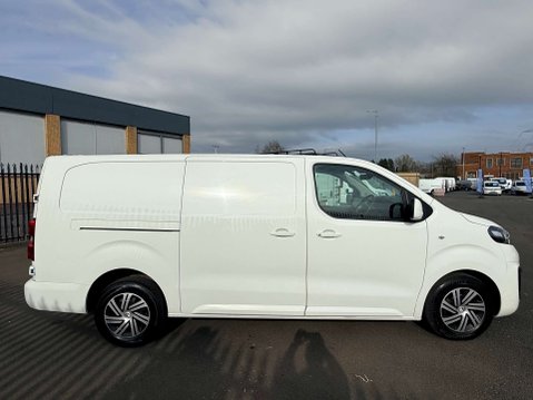 Vauxhall Vivaro 1.5 Vivaro 2900 Sportive S/S 4