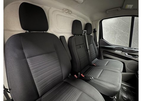 Ford Transit Custom 2.0 280 EcoBlue Limited Panel Van 5dr Diesel Manual L1 H1 Euro 6 (s/s) (130 31