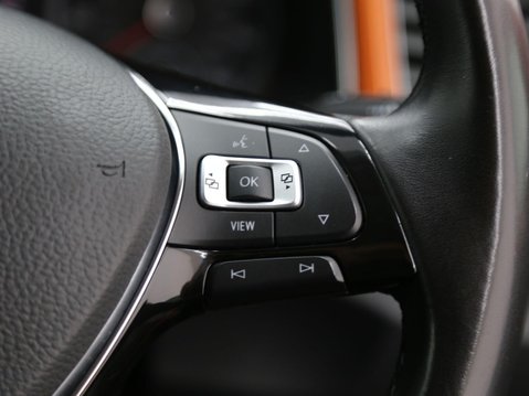 Volkswagen T-Roc 1.5 TSI EVO Design DSG Euro 6 (s/s) 5dr 12