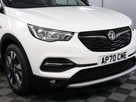 Vauxhall Grandland X SRI NAV 26