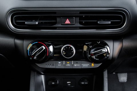 Hyundai KONA T-GDI SE CONNECT MHEV 34