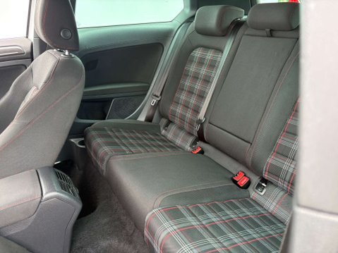 Volkswagen Golf 2.0 Golf GTi Performance TSi Semi-Auto 3dr 53