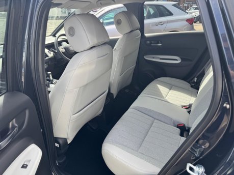 Honda Jazz I-MMD EX 13